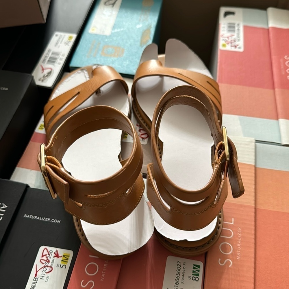 FRANCO SARTO Greene Ankle Strap Sandals - Picture 7 of 7